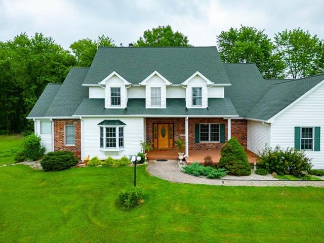 House for sale in Hope, Indiana