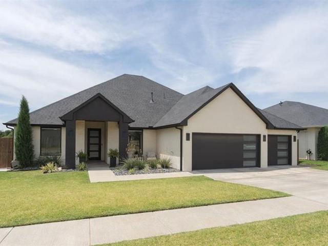 House for sale in Edmond, Oklahoma