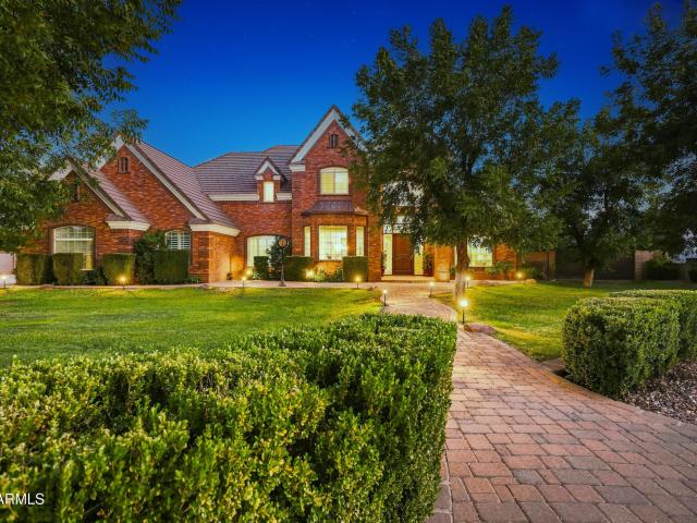 House for sale in Gilbert, Arizona