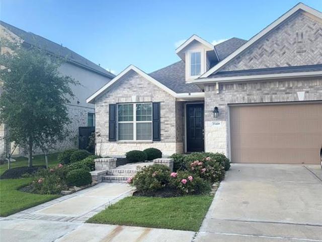 House for sale in Cypress