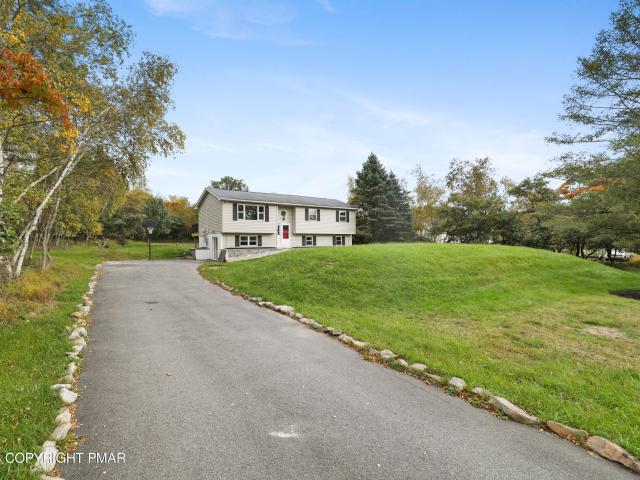 House for sale in Chestnuthill Township, Monroe County
