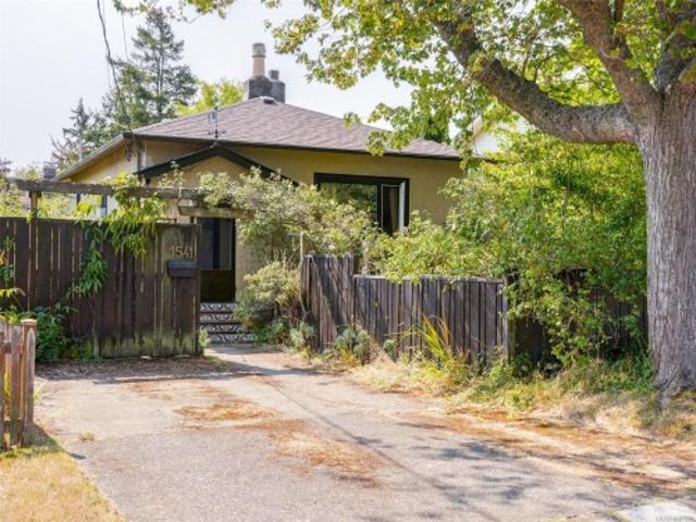 House for sale in Oaklands, Victoria