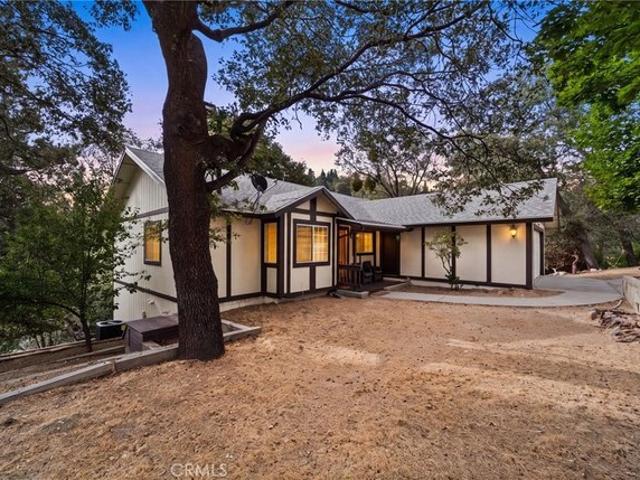 House for sale in Cedar Glen, California