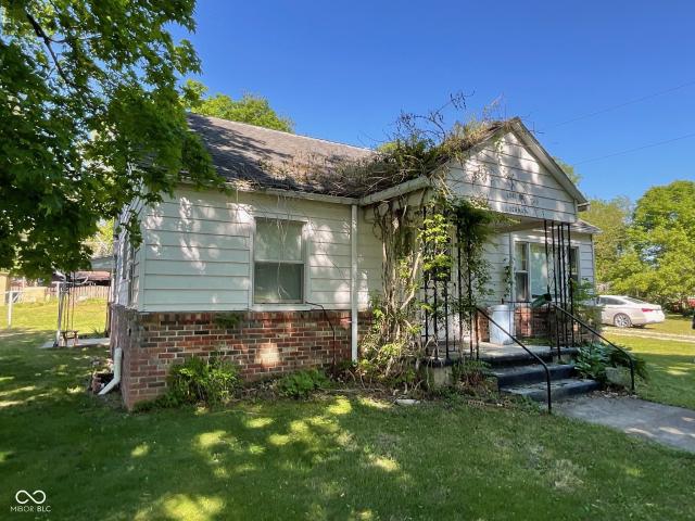 House for sale in Montezuma, Indiana