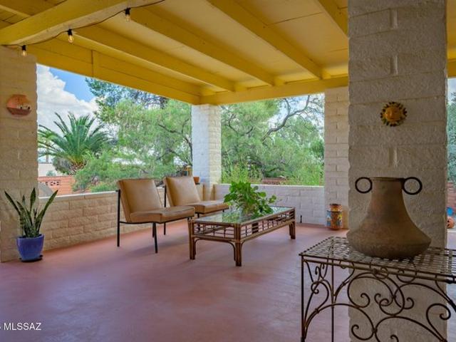 House for sale in Green Valley, Arizona
