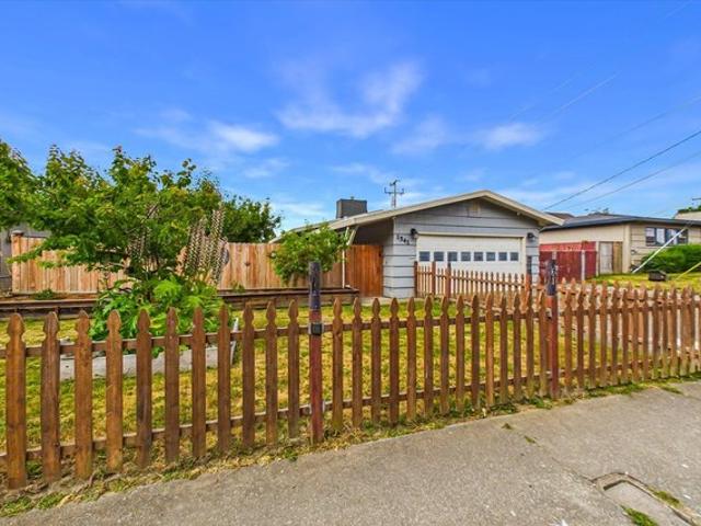 House for sale in Humboldt, California