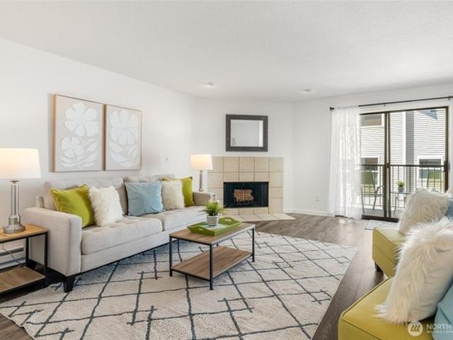 Condo for sale in Lynnwood, Washington