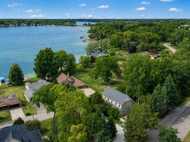 House for sale in Fenton, Michigan