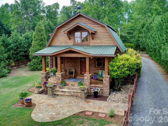 House for sale in Mecklenburg, North Carolina