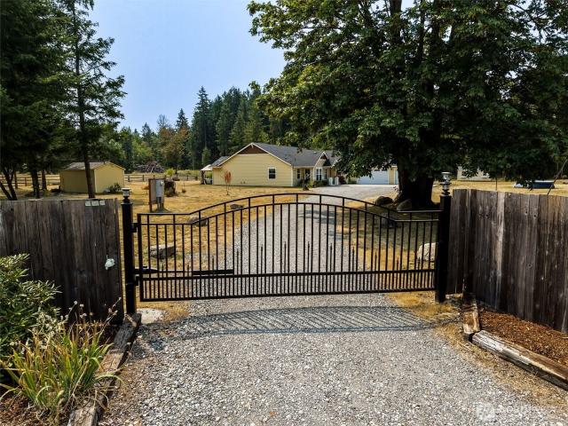 House for sale in Thurston, Washington