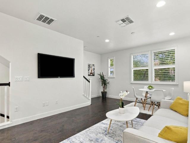 Townhouse for sale in Milpitas, Santa Clara County