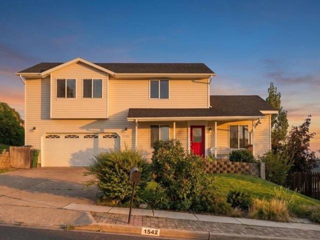 House for sale in Sandy, Utah