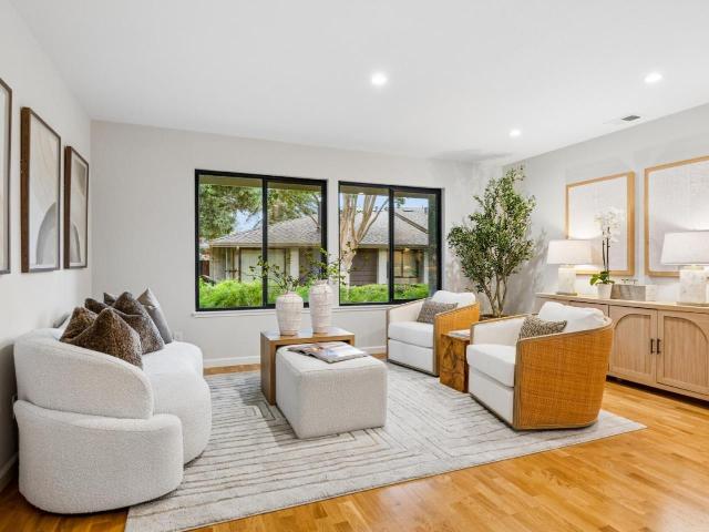 Townhouse for sale in Gardner, San Jose