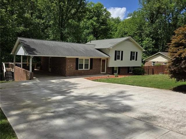 House for sale in Wilkesboro, North Carolina