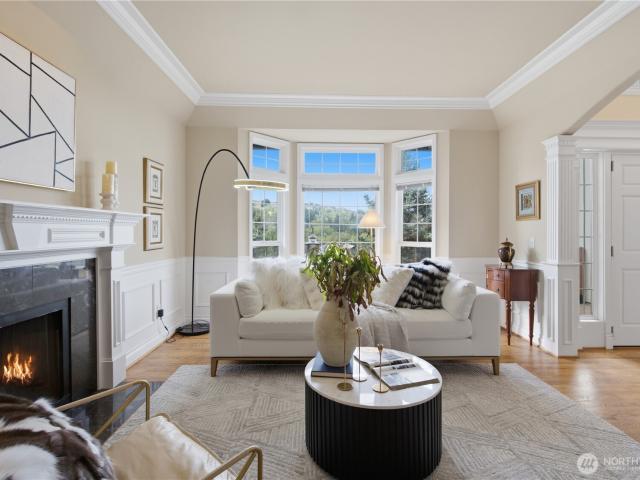 House for sale in Coal Creek, Bellevue