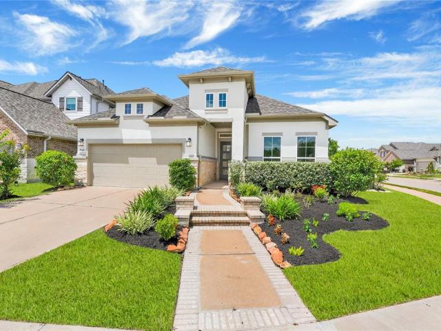 House for sale in Cypress