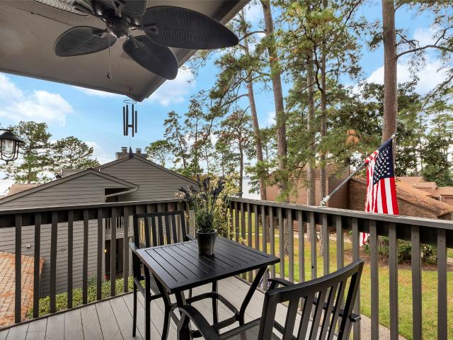 Condo for sale in Willis