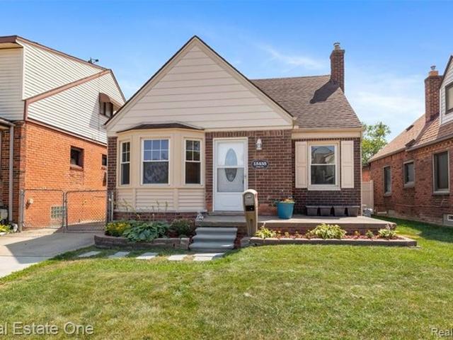 House for sale in Allen Park, Michigan