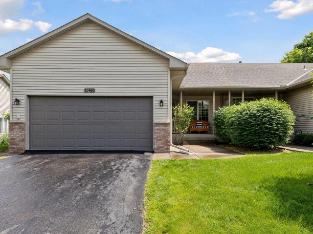 Townhouse for sale in Maple Grove