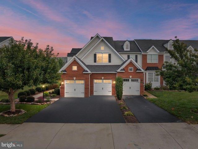 Townhouse for sale in Virginia