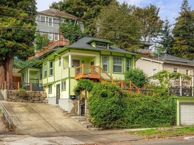 House for sale in Beacon Hill, Seattle