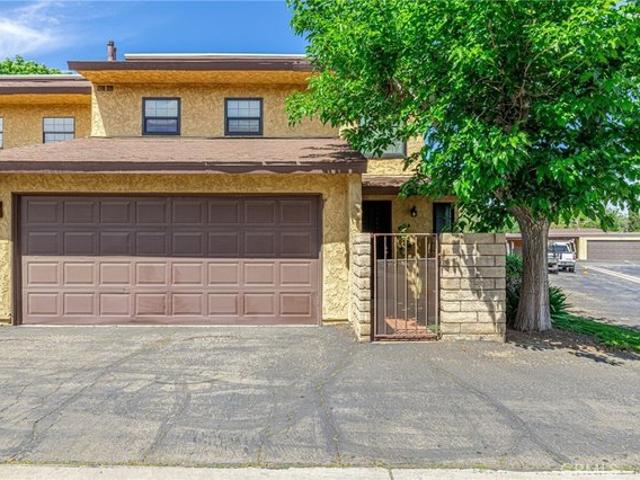 Townhouse for sale in Lancaster, California