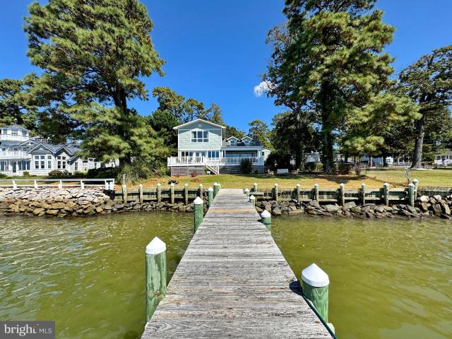 House for sale in Cobb Island, Maryland