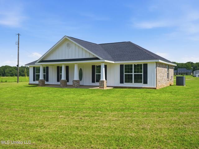 House for sale in Moss Point, Alabama