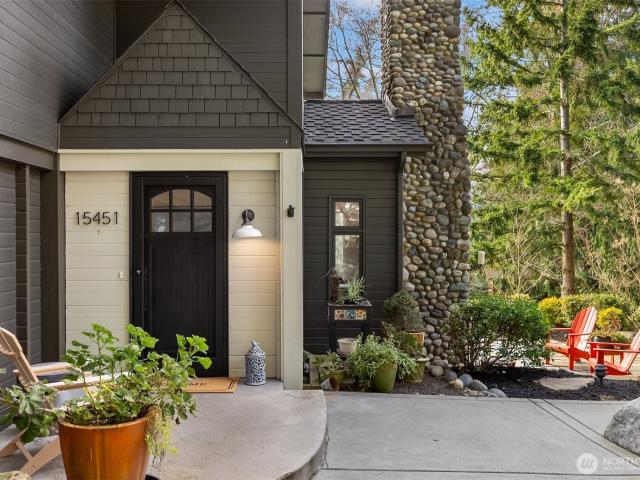 House for sale in Bainbridge Island, Washington