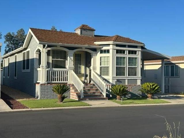 House for sale in Sylmar Neighborhood Council District, Canoga Park