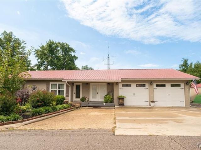 House for sale in Dexter, Missouri