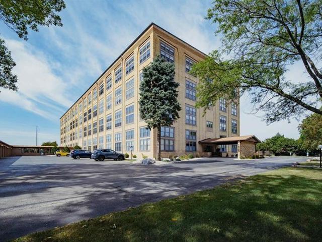 Condo for sale in Oshkosh, Wisconsin