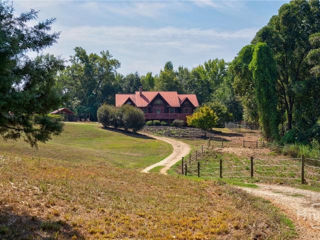 House for sale in Danielsville, Georgia
