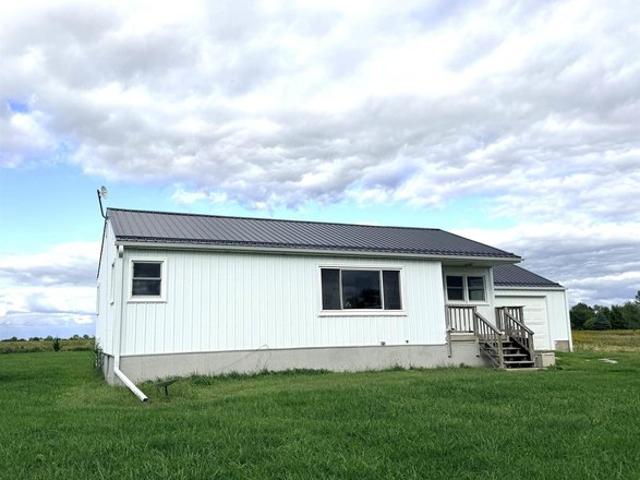 Condo for rent in Fairfield, Iowa