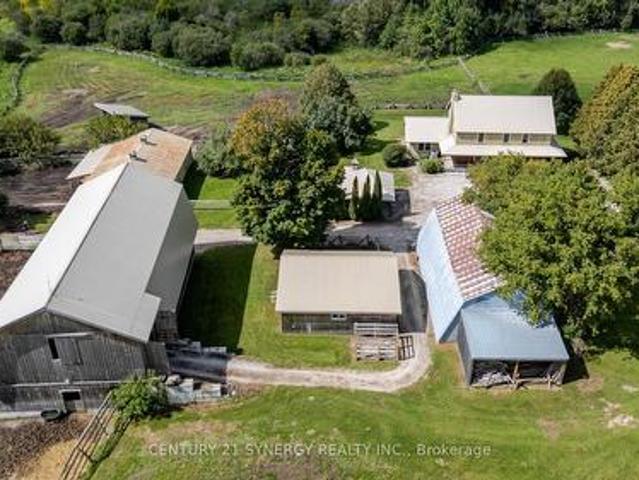 Farm for sale in Rideau Ferry, Ontario