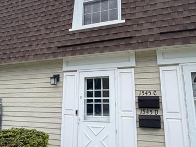 Condo for sale in Wheaton, Illinois