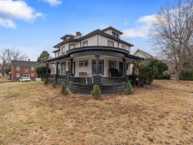 House for sale in Moline, Illinois