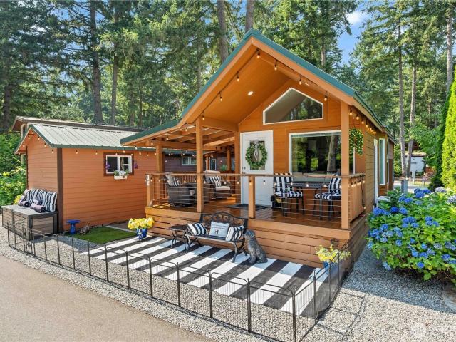 Condo for sale in Thurston, Washington