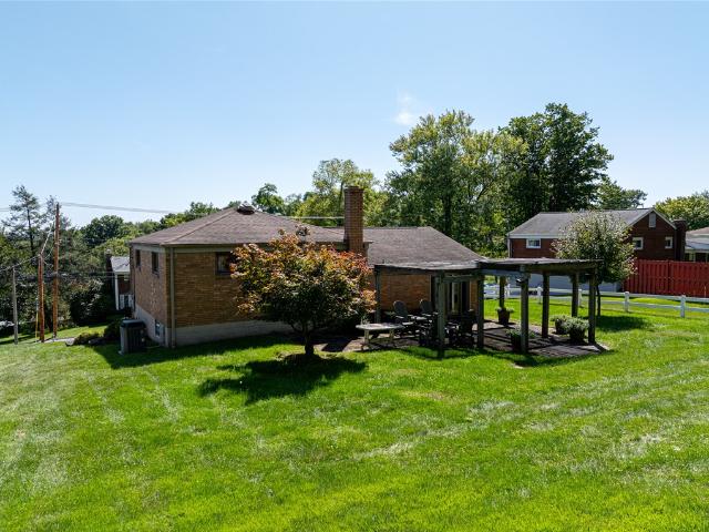 House for sale in Bethel Park, Pennsylvania