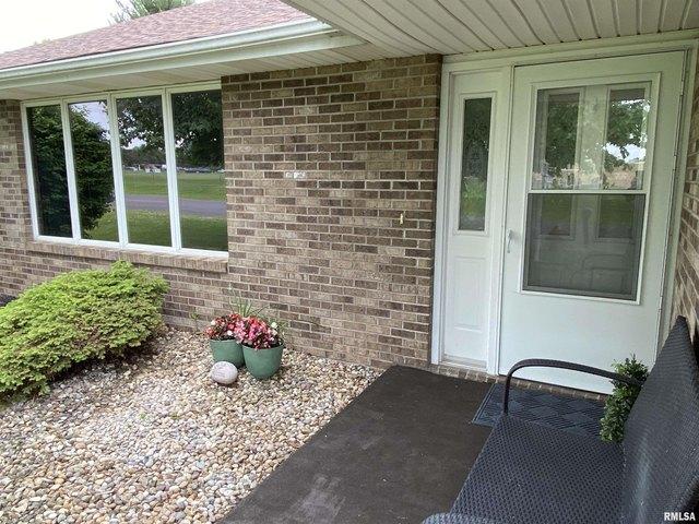 House for sale in Fulton, Illinois