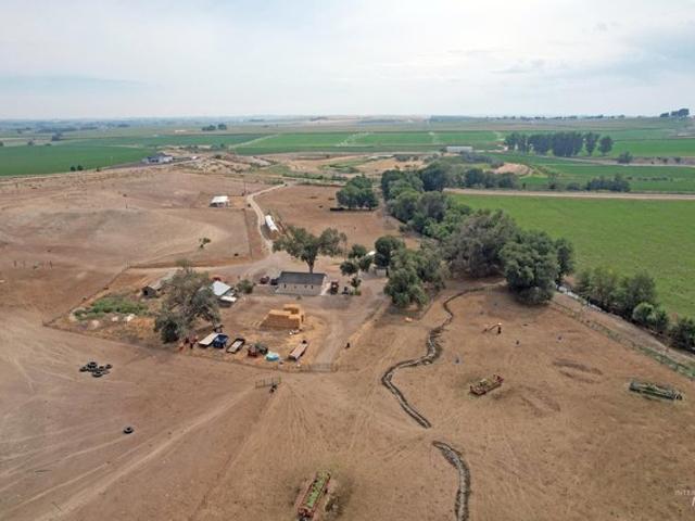 Farm for sale in Oregonia