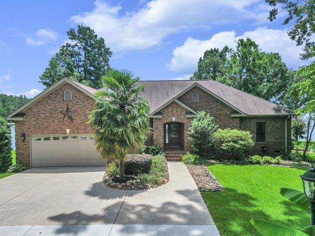 House for sale in Cross Hill, South Carolina