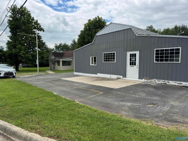 Commercial for sale in Harvest, Alabama