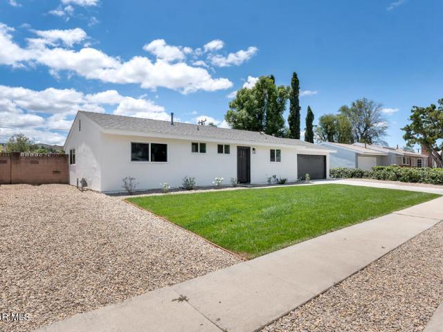House for sale in Simi Valley, California