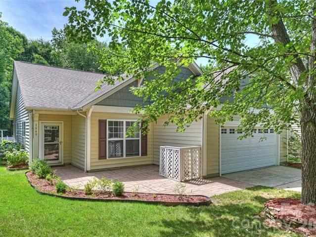 House for sale in Mecklenburg, North Carolina