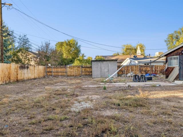 House for sale in Spivak, Lakewood