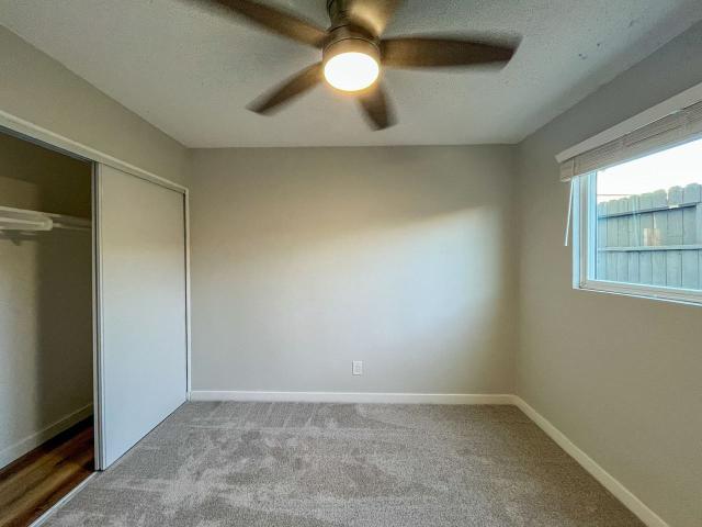 Apartment for rent in Canoga Park, California
