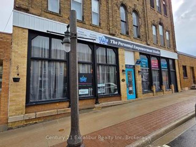 Commercial for rent in Wellington, Ontario