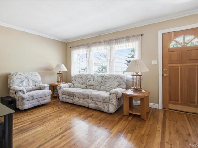 House for sale in Smithtown, New York