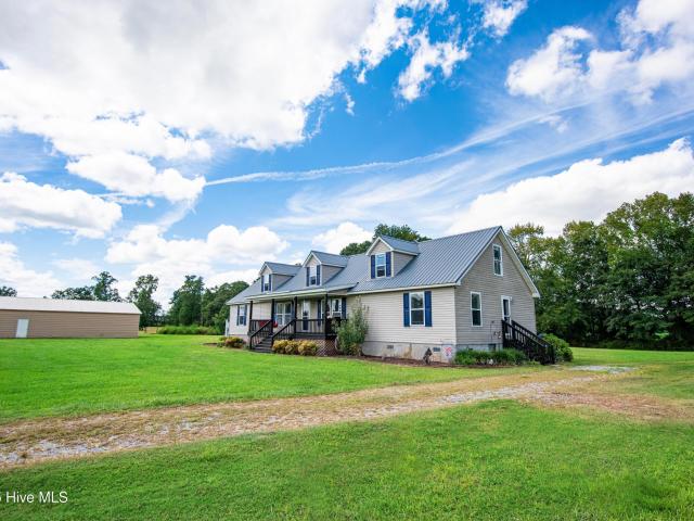 House for sale in Trenton, North Carolina